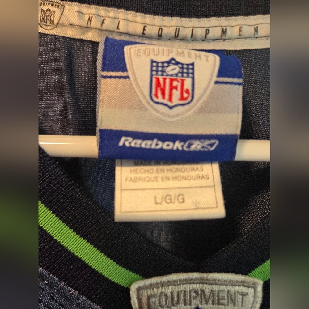 NFL Seahawks Navy Blue Jersey - Picture 2 of 3